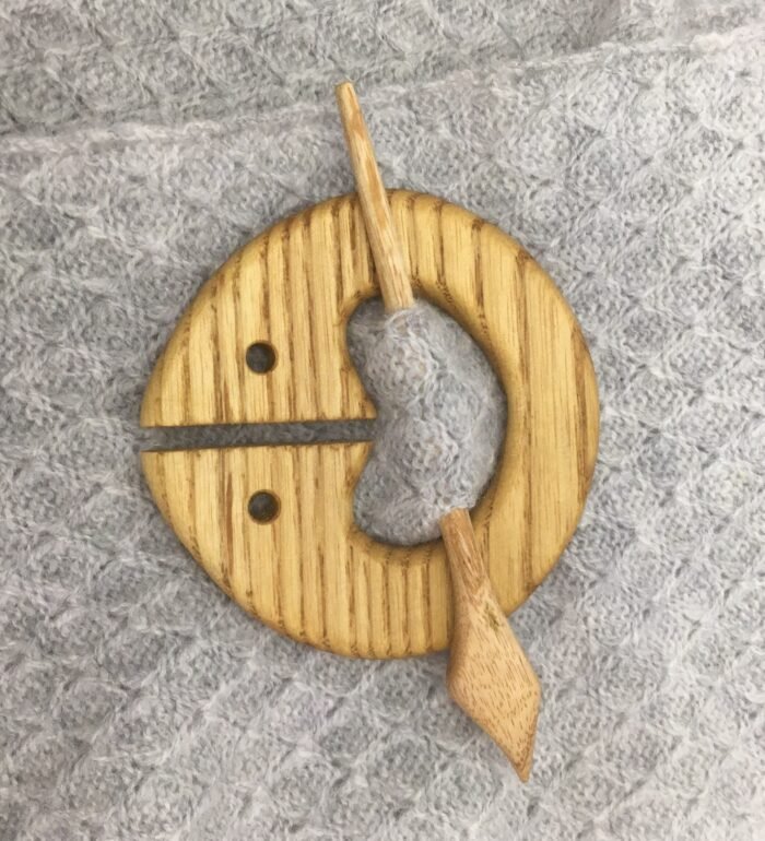 Shawl pin and brooch - Image 3
