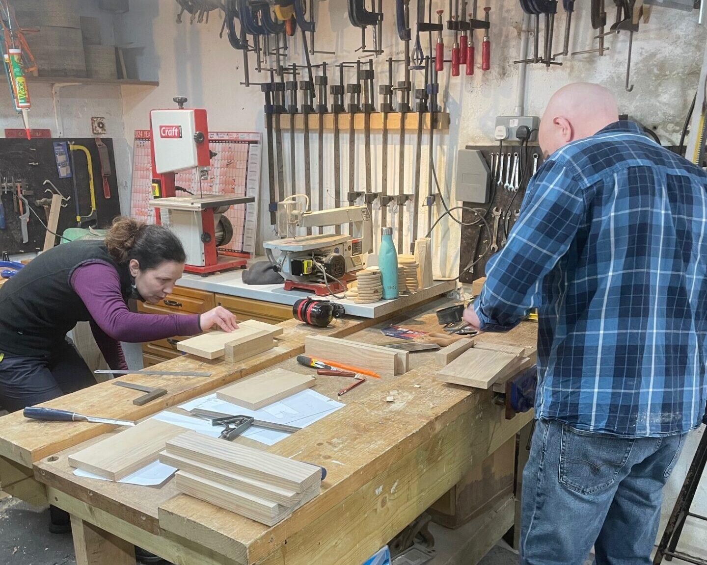 How to make a Traditional Shetland creepie (stool) - Image 3